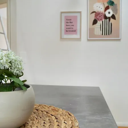 Inges Maisonette Apartament *
